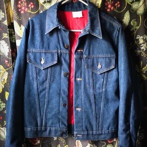 true blue jean jacket with red lining!